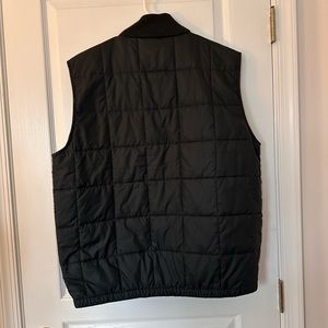 Woolrich lightweight quilted vest.  Men’s size Large